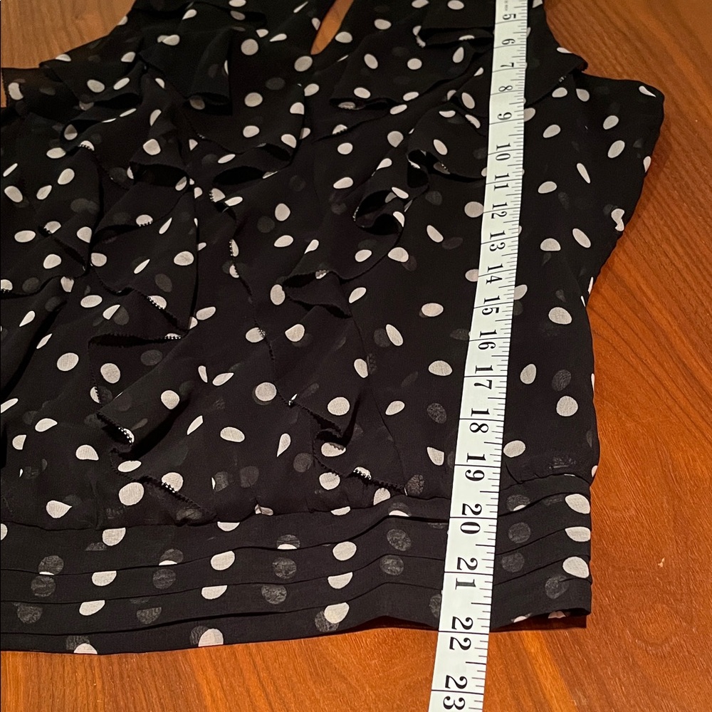 WHBM Black with White Polka Dots Sleeveless Ruffle Neck Top Size XS - Picture 7 of 11
